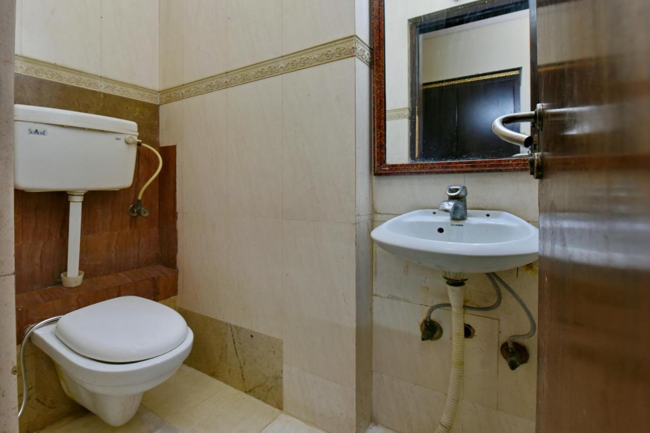 Hotel I Stay & Revels Near New Delhi Railway Station- By Ap Singh Hotels 외부 사진