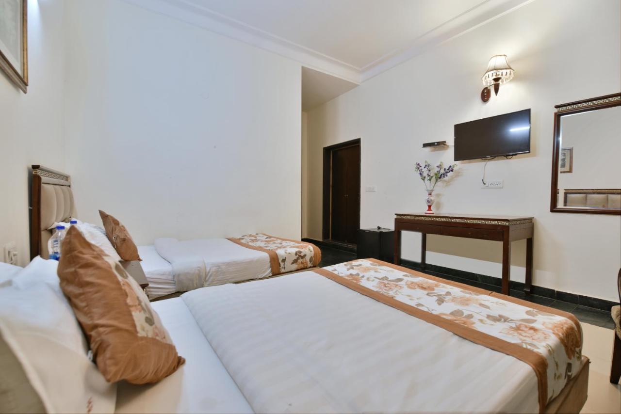 Hotel I Stay & Revels Near New Delhi Railway Station- By Ap Singh Hotels 외부 사진